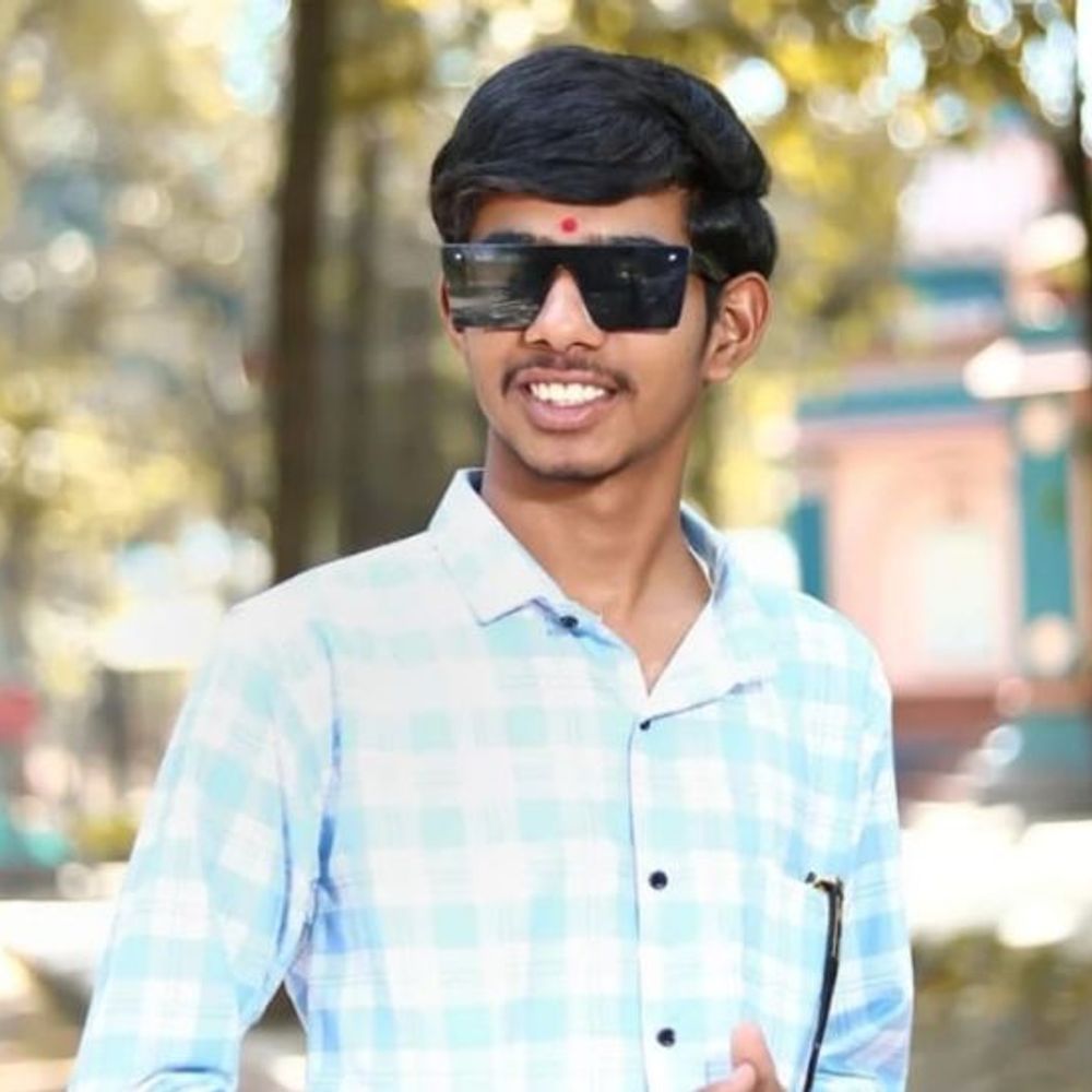 प्रजासत्ताक दिनी राहुरी रक्तबंबाळ!:एकाच दिवशी दोन भीषण अपघातात, तरुणाचा मृत्यू तर तीन जखमी; प्रशासकीय 'खुना'चा आरोप 1 %E0%A4%AA%E0%A5%8D%E0%A4%B0%E0%A4%9C%E0%A4%BE%E0%A4%B8%E0%A4%A4%E0%A5%8D%E0%A4%A4%E0%A4%BE%E0%A4%95 %E0%A4%A6%E0%A4%BF%E0%A4%A8%E0%A5%80 %E0%A4%B0%E0%A4%BE%E0%A4%B9%E0%A5%81%E0%A4%B0%E0%A5%80 %E0%A4%B0%E0%A4%95%E0%A5%8D%E0%A4%A4%E0%A4%AC%E0%A4%82%E0%A4%AC%E0%A4%BE%E0%A4%B3%E0%A4%8F%E0%A4%95%E0%A4%BE%E0%A4%9A %E0%A4%A6%E0%A4%BF%E0%A4%B5%E0%A4%B6%E0%A5%80 %E0%A4%A6%E0%A5%8B%E0%A4%A8 %E0%A4%AD%E0%A5%80%E0%A4%B7%E0%A4%A3 %E0%A4%85%E0%A4%AA%E0%A4%98%E0%A4%BE%E0%A4%A4%E0%A4%BE%E0%A4%A4 %E0%A4%A4%E0%A4%B0%E0%A5%81%E0%A4%A3%E0%A4%BE%E0%A4%9A%E0%A4%BE %E0%A4%AE%E0%A5%83%E0%A4%A4%E0%A5%8D%E0%A4%AF%E0%A5%82